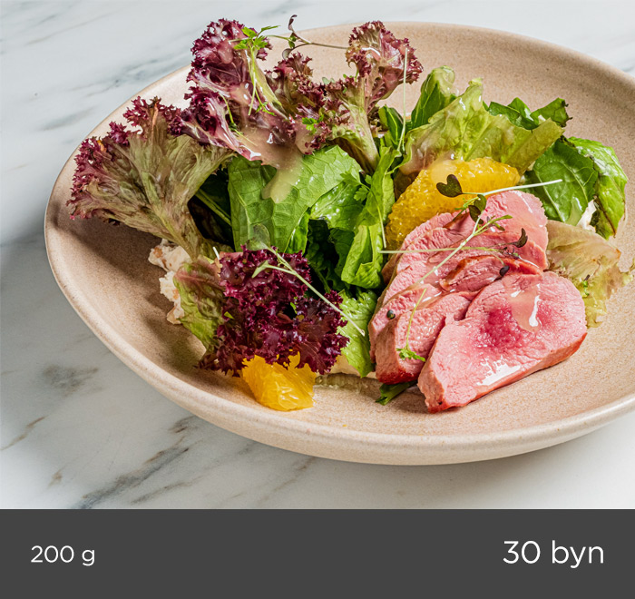 DUCK SALAD WITH CASHEW MOUSSE