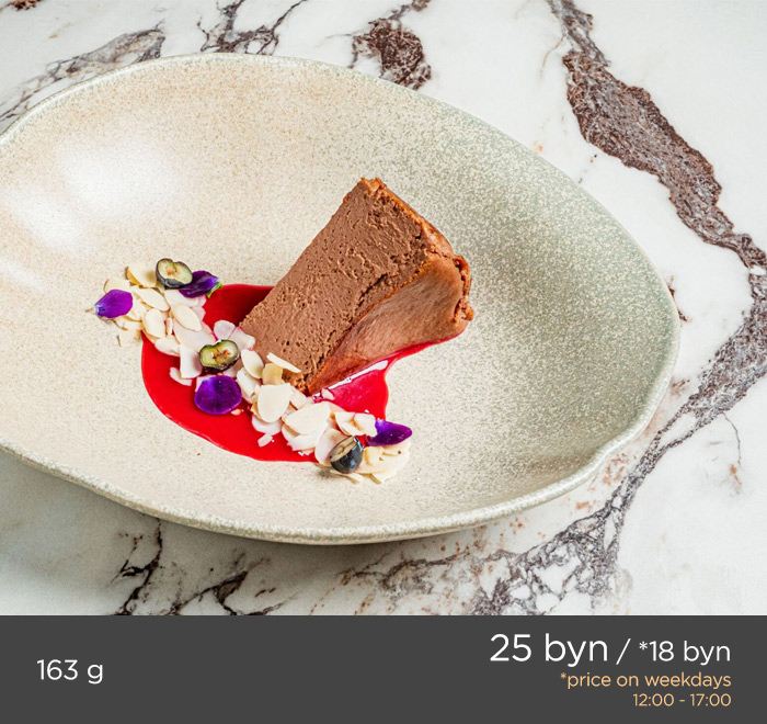 CHOCOLATE BASQUE CHEESECAKE WITH RASPBERRY COULI